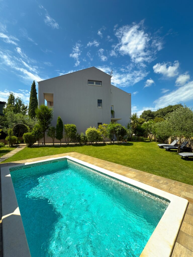 Escape to your private paradise istrasoley bale