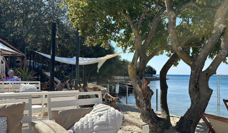 bar na plaži babaloo