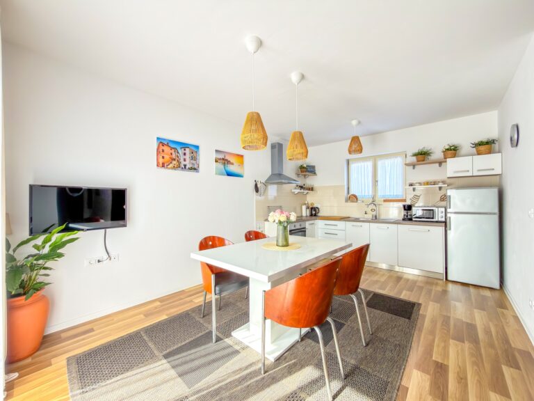 Apartment With Balcony Istrasoley Bale7 1